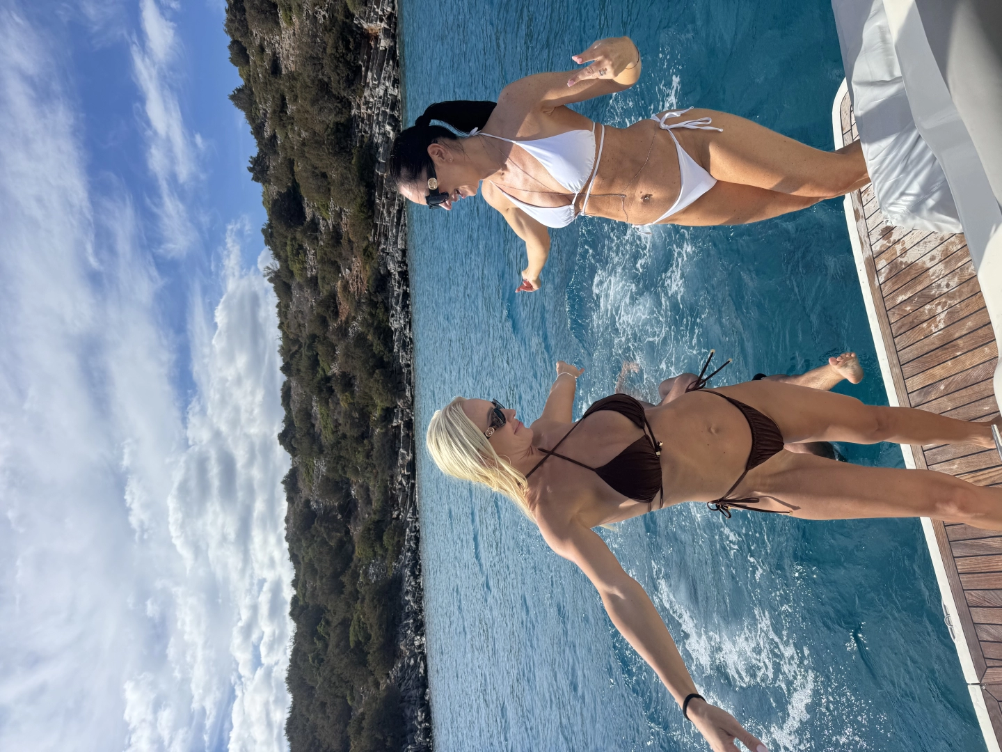 Sea Ray Sea Ray 410 Sundancer jednotlivci a charterové společnosti v Agios Nikolaos