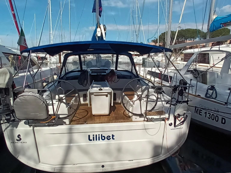 Pronájem lodi Procida lákavé ceny Oceanis 40.1