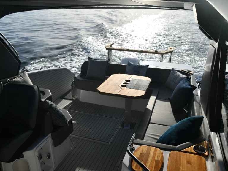 Jachta k pronájmu v Cabo San Lucas za nejlepší cenu