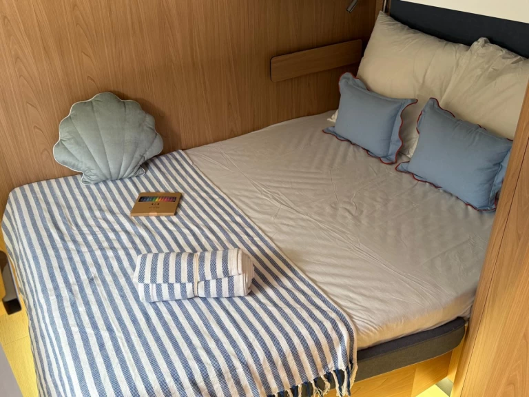 Pronajmout Katamarán se skipperem či ne Bali v Olbia