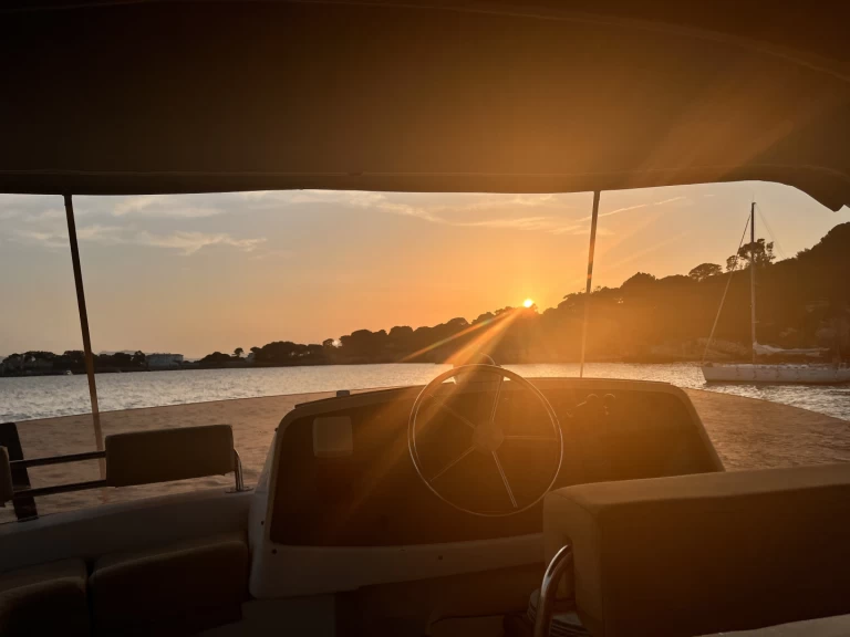 Pronájem Katamarán v Golfe-Juan -Fountaine Pajot Cumberland 44