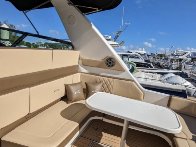 Pronájem jachty v Key Biscayne -Sea Ray Sea Ray 400 Sundancer na Samboatu