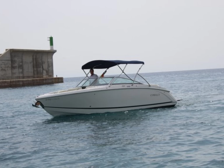 Pronajmout si Cobalt R5 v El Toro