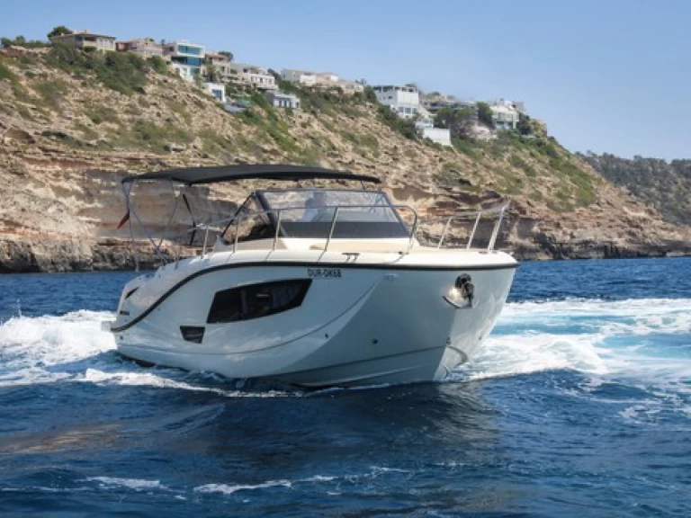 Pronájem jachty v El Toro -Quicksilver 875 Sundeck na Samboatu