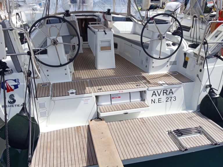 Plachetnice k pronájmu v Lefkáda za nejlepší cenu