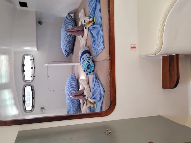 Pronájem Katamarán Sea Tribe Yachts s licencí