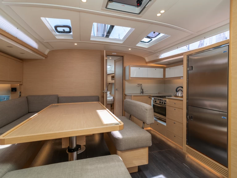 Pronájem lodi Dufour Dufour 470 v Trogir na Samboatu