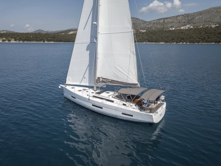 Pronájem Plachetnice v Donji Seget -Dufour Dufour 530