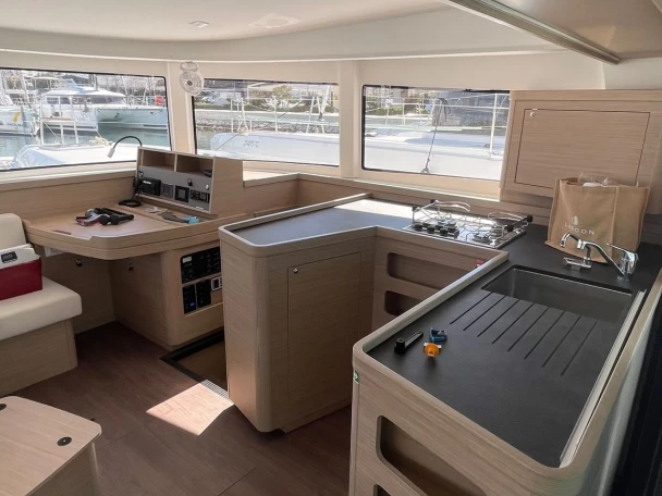 Pronájem jachty v Trogir -Lagoon Lagoon 42 na Samboatu