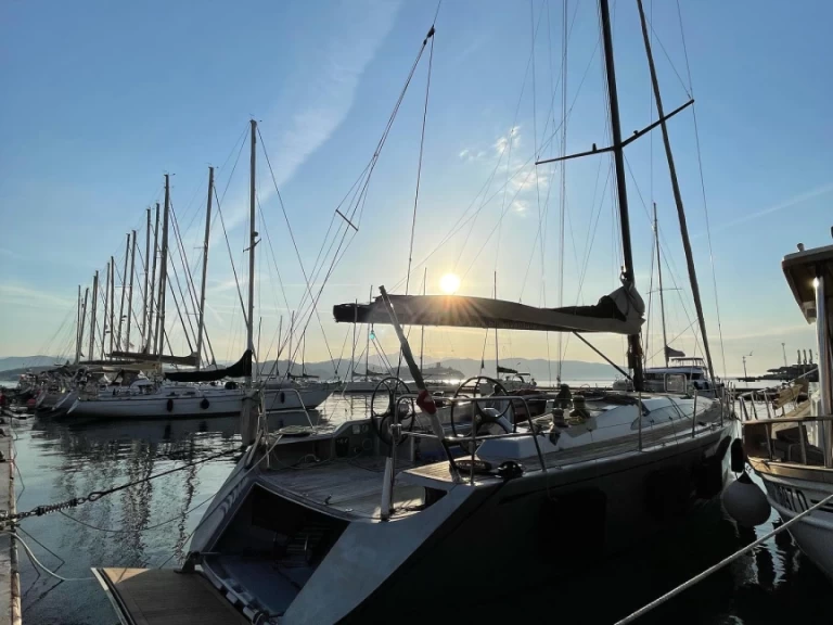 Gieffe GIEFFE 53 r jednotlivci a charterové společnosti v Punta Ala