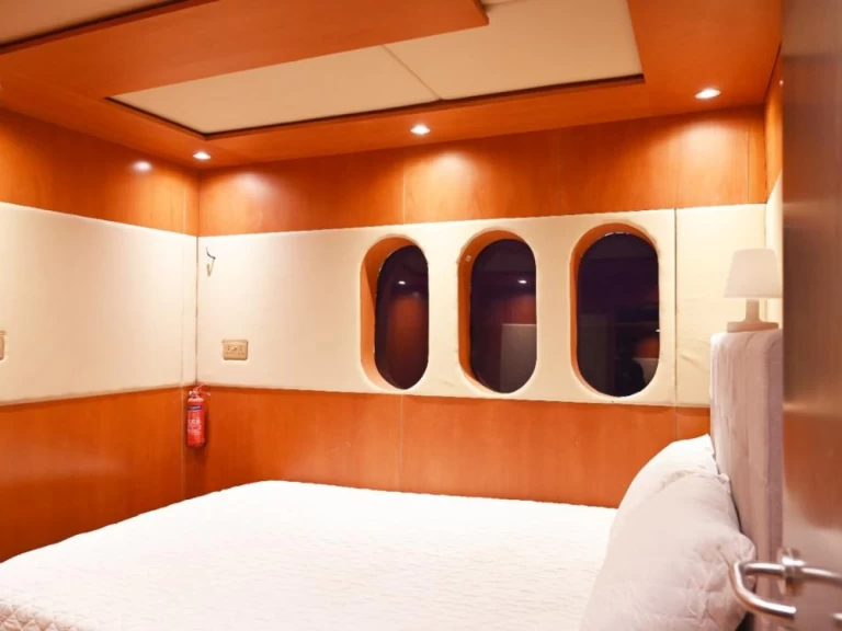 Jachta k pronájmu v Dubai Marina za nejlepší cenu