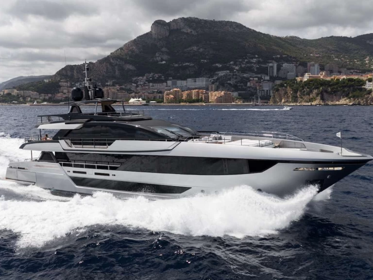 Pronajmout si Riva M/Y Tasty waves  v Bahamy