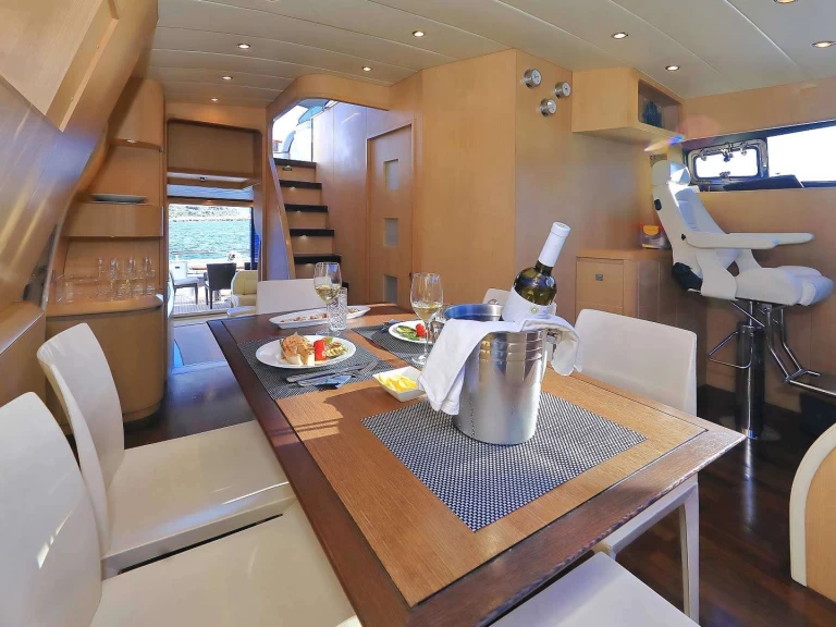 Pronájem jachty v Kaštel Gomilica -Maiora HOPE I na Samboatu