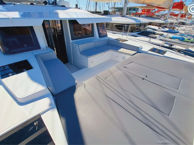 Pronájem lodi Svatý Martin lákavé ceny LOBA DO MAR