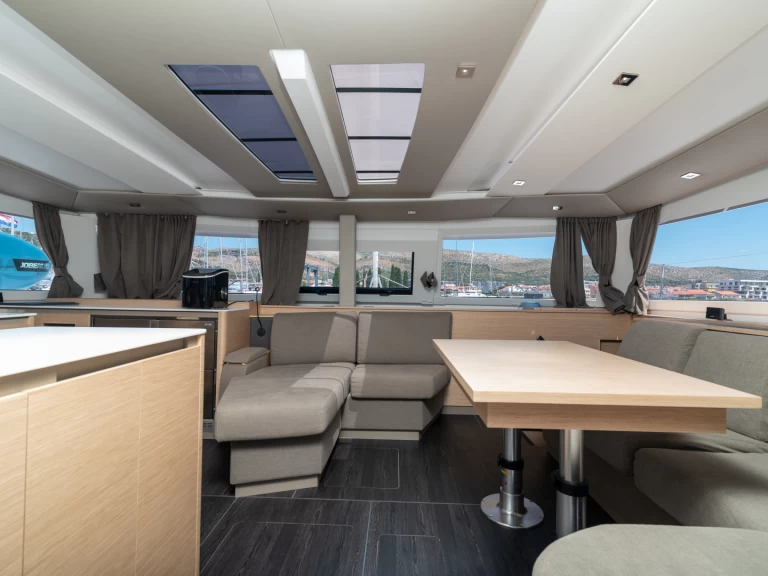 Pronájem Katamarán v Donji Seget -Fountaine Pajot Aura 51