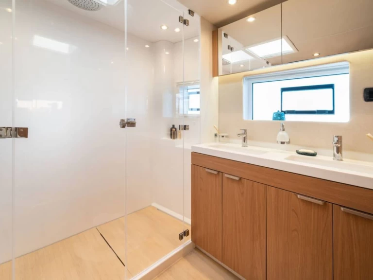 Katamarán k pronájmu v Kaštela za nejlepší cenu