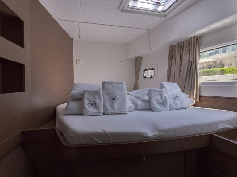 Katamarán k pronájmu v Trogir za nejlepší cenu