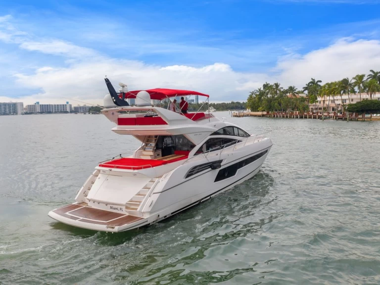 Pronájem jachty v Miami Beach -Sunseeker 70  na Samboatu