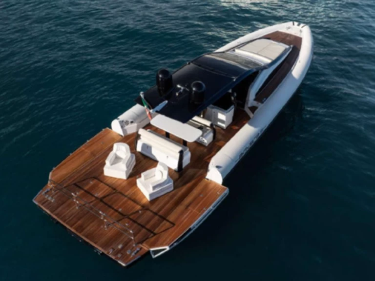 Pronájem lodi Anvera 55 v Portofino na Samboatu