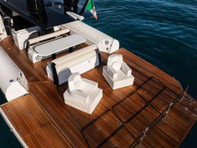 Pronajmout Motorová loď se skipperem či ne Anvera v Portofino