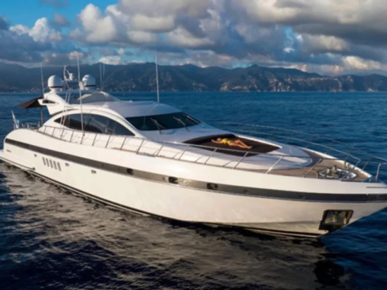 Pronájem lodi Portofino lákavé ceny 92