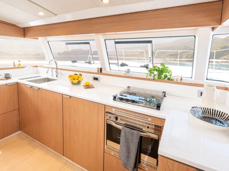 Katamarán k pronájmu v Pula za nejlepší cenu