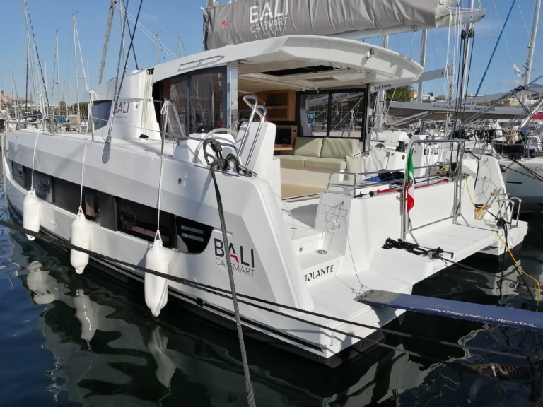 Pronájem jachty v Cagliari -Bali Bali Catsmart na Samboatu