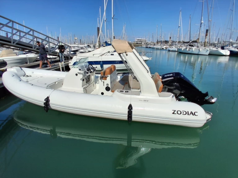 Pronájem lodi Zodiac ZODIAC MEDLINE 7.5 v La Rochelle na Samboatu