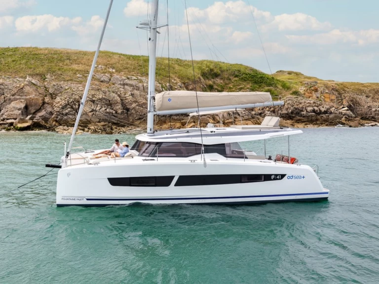 Pronajmout Katamarán se skipperem či ne Fountaine Pajot v Saint Raphael