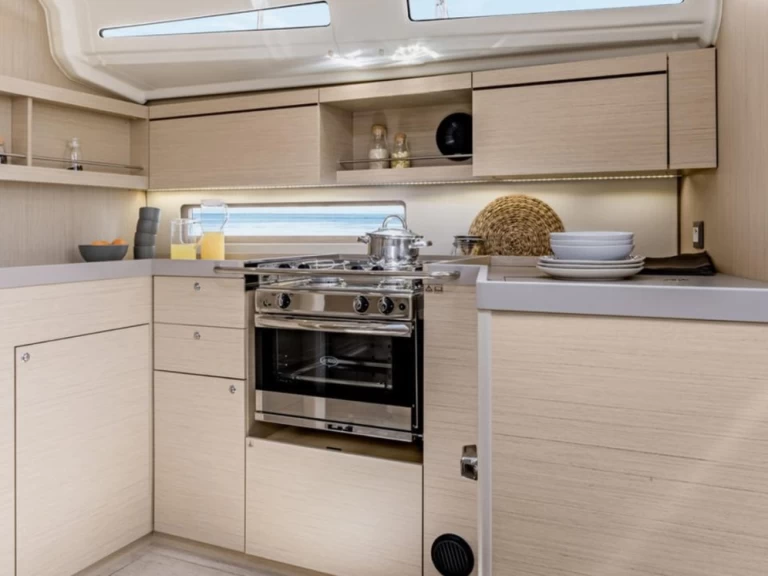 Pronájem lodi Procida lákavé ceny Sunsail Oceanis 40.1