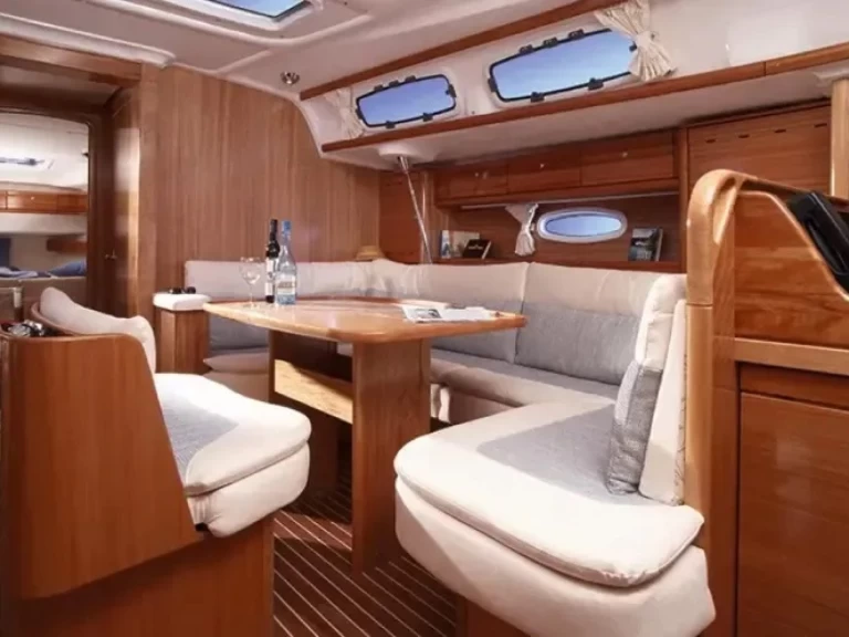 Plachetnice k pronájmu v Valletta za nejlepší cenu