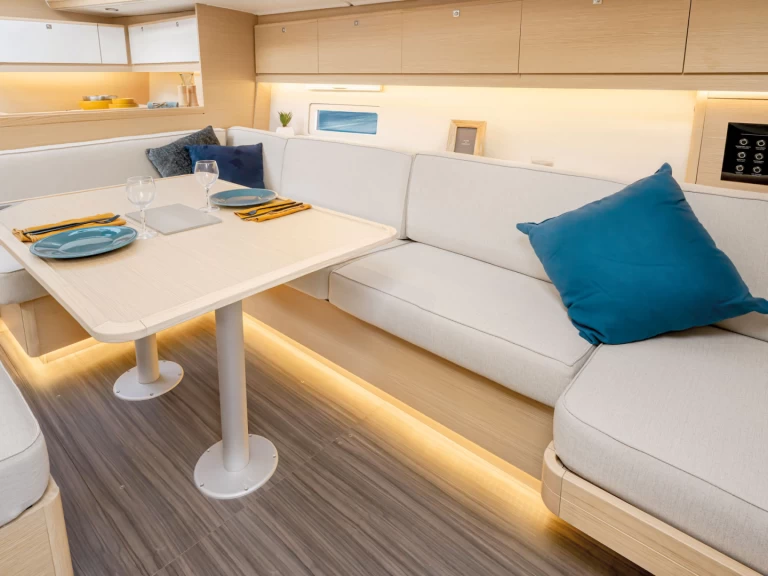 Pronajmout Plachetnice se skipperem či ne Dufour v Gouvia