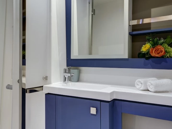 Pronajmout si Fountaine Pajot Tanna 47 v Lavrio