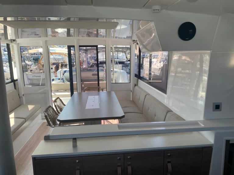 Katamarán k pronájmu v Šibenik  za nejlepší cenu