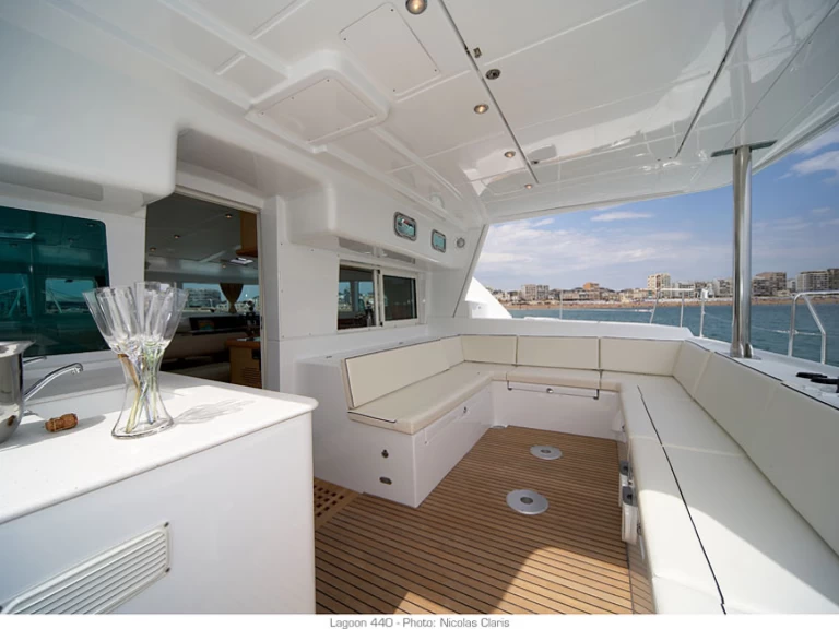 Pronajmout Katamarán se skipperem či ne Lagoon v Preveza