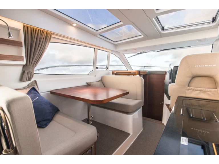 Pronajmout si Nimbus Nimbus 305 Coupe v Split