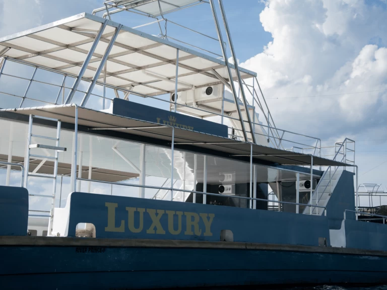 Pronájem lodi Custom Made Custom made v Bávaro na Samboatu