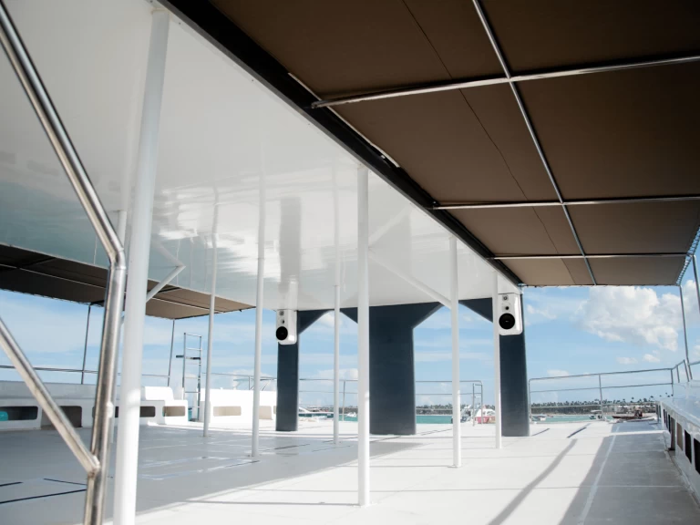 Pronájem Katamarán Custom Made s licencí