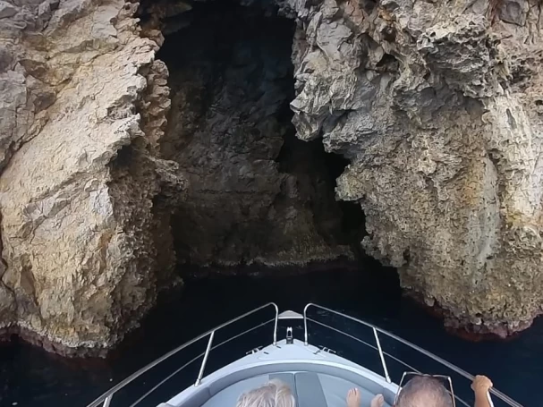 Pronájem lodi LIVER CABIN 36 v Letojanni na Samboatu