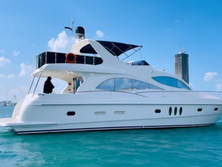 Pronájem lodi Majesty Yachts 70 v Dubai Marina na Samboatu