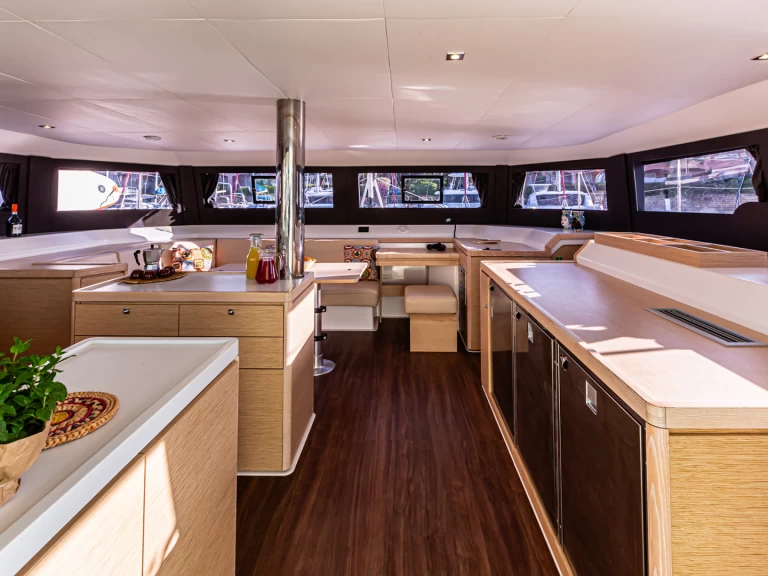 Pronájem jachty v Palermo -Dufour Dufour Catamarans 48 Sail na Samboatu