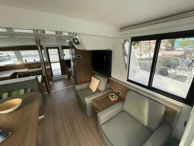 Pronajmout si Bali Bali 4.2 v Paleros