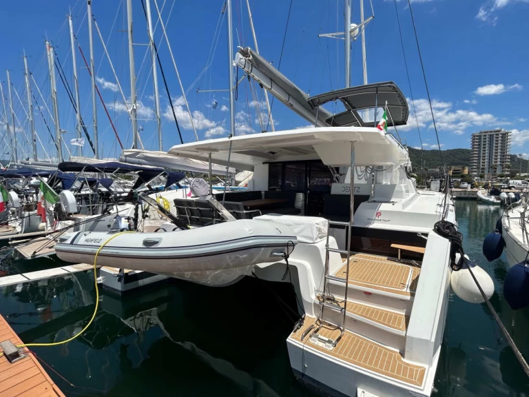 Pronájem lodi Fountaine Pajot Astrea 42 v Salerno na Samboatu