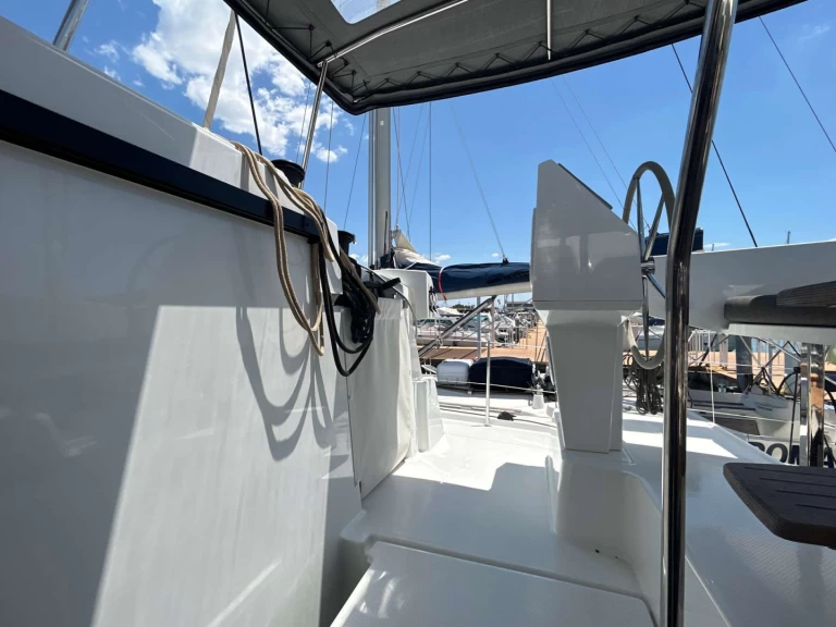 Pronájem Katamarán v Salerno -Fountaine Pajot Astrea 42