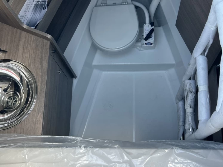 Pronajmout Plachetnice se skipperem či ne Bénéteau v Split