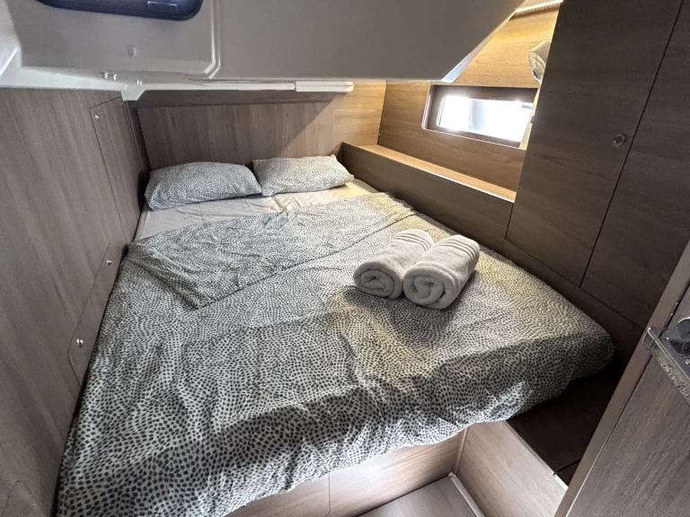 Pronajmout Plachetnice se skipperem či ne Bénéteau v Split