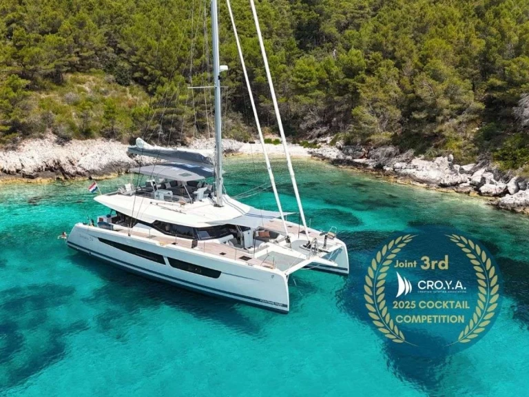 Fountaine Pajot Solomar  jednotlivci a charterové společnosti v Trogir