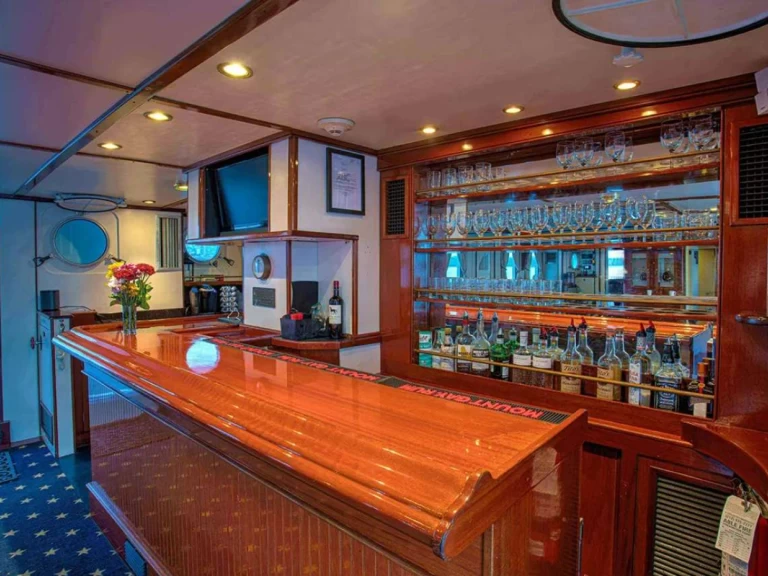 Pronájem lodi Palmer Johnson Arabella v Saint Thomas Island na Samboatu