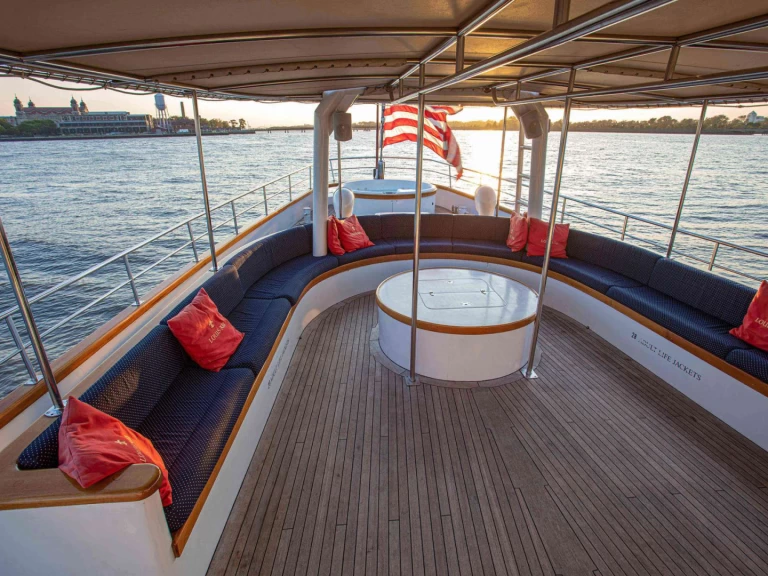 Jachta k pronájmu v Saint Thomas Island za nejlepší cenu