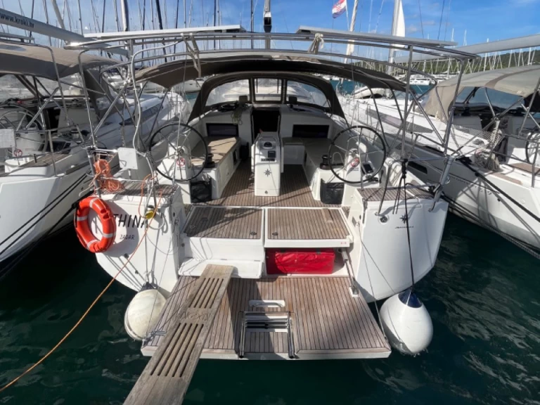 Pronájem lodi Jeanneau Sun Odyssey 490 v Sukošan na Samboatu